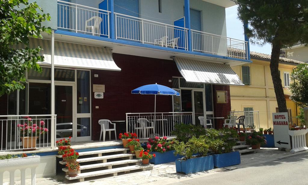 Hotel Niagara Marotta Extérieur photo