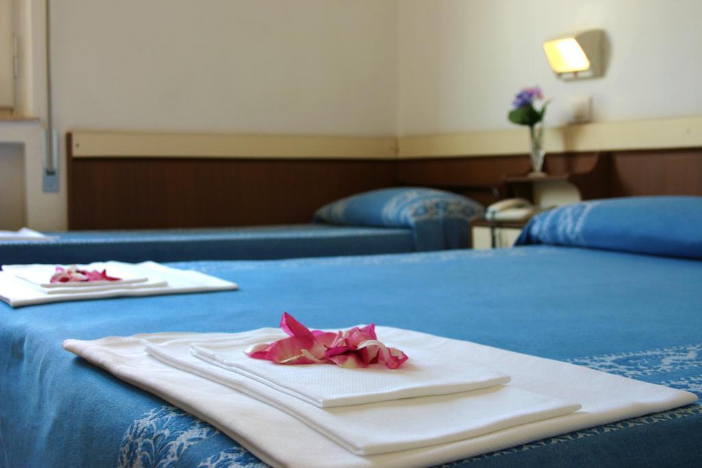 Hotel Niagara Marotta Extérieur photo