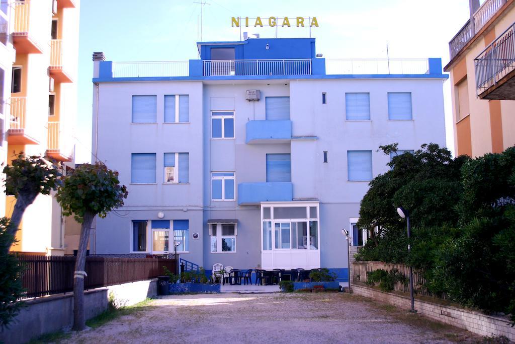 Hotel Niagara Marotta Extérieur photo